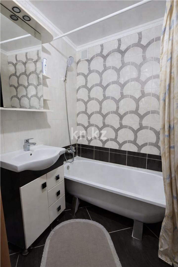 Продажа 3-комнатной квартиры, 66 м² - Продажа  трехкомнатных квартир в Караганде на Юго-Востоке фото 8 из 10