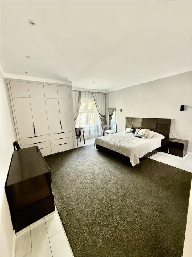 Продажа 4-комнатной квартиры, 156 м² в Астане - фото 3