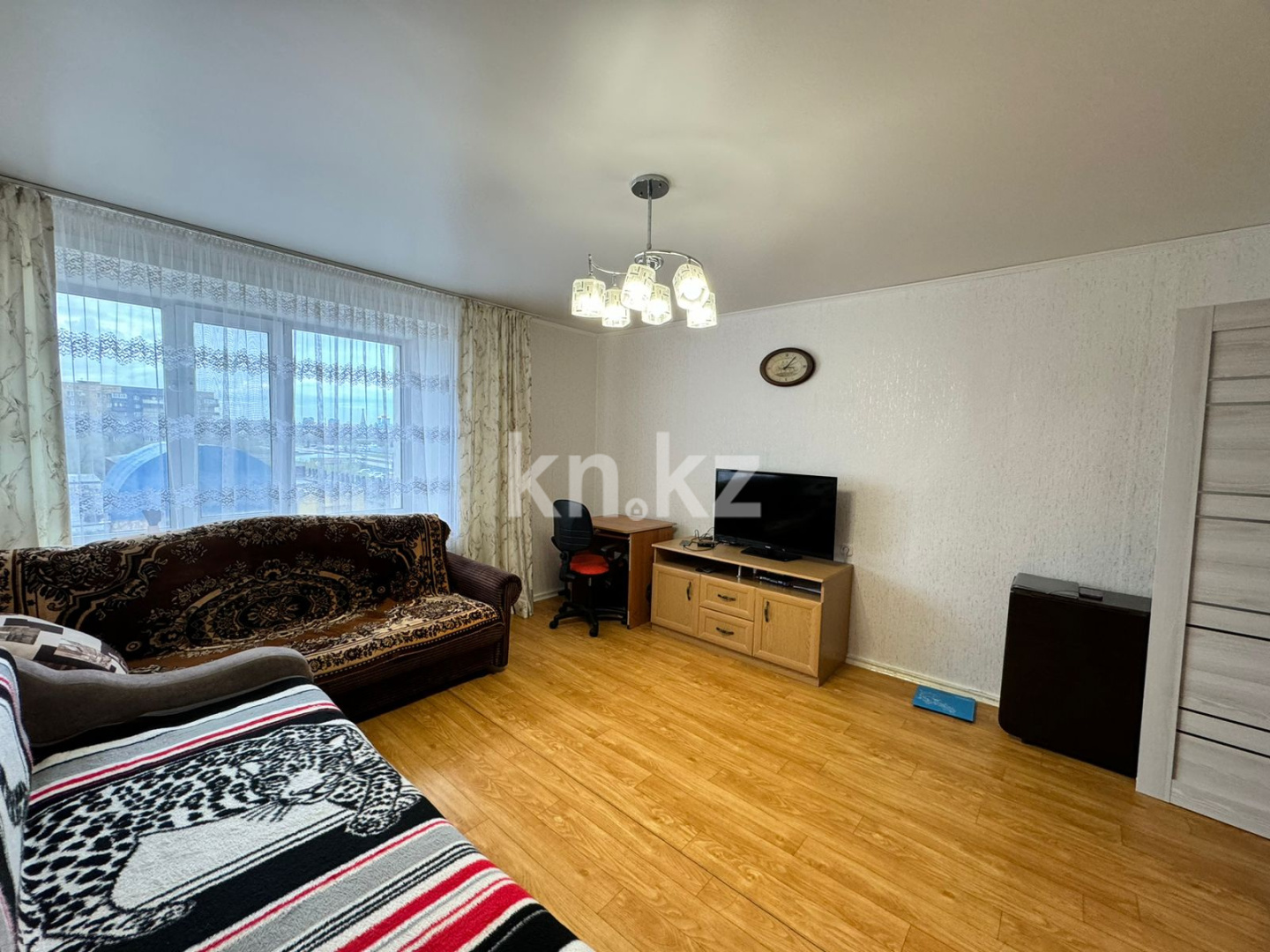 Продажа 4-комнатной квартиры, 74 м², ул. Гапеева - Продажа  четырехкомнатных квартир в Караганде фото 1 из 14