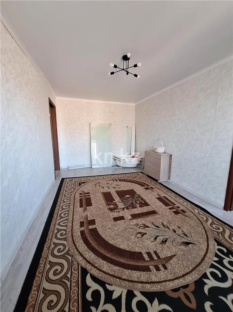 Продажа 2-комнатной квартиры, 46 м² - Продажа офисных и торговых помещений в Карагандинской области фото 2 из 9