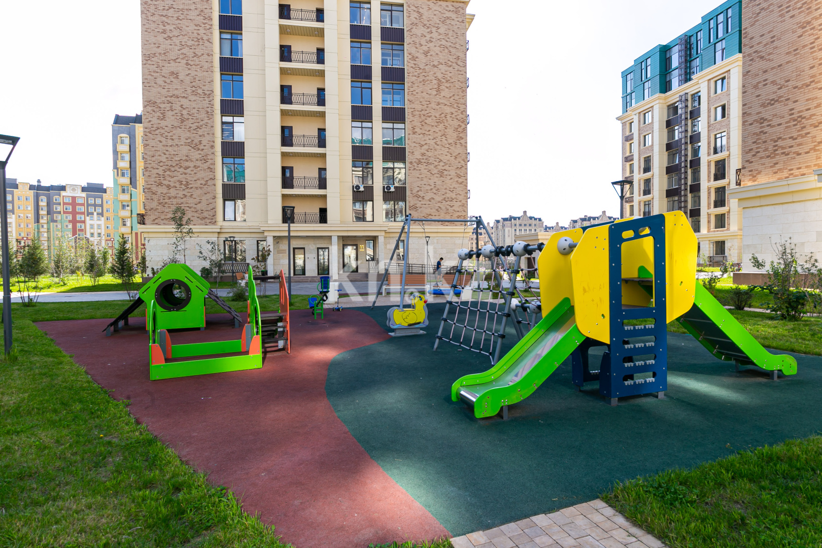 Продажа 3-комнатной квартиры, 95 м², ул. Тыныбаева, дом  13/1 в Астане - фото 22