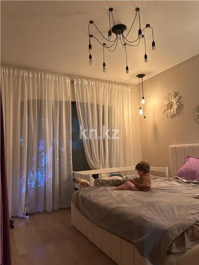 Продажа 4-комнатной квартиры, 66 м², ул. Толе би, дом  221 - Продажа  четырехкомнатных квартир в Алматы с фото фото 2 из 6