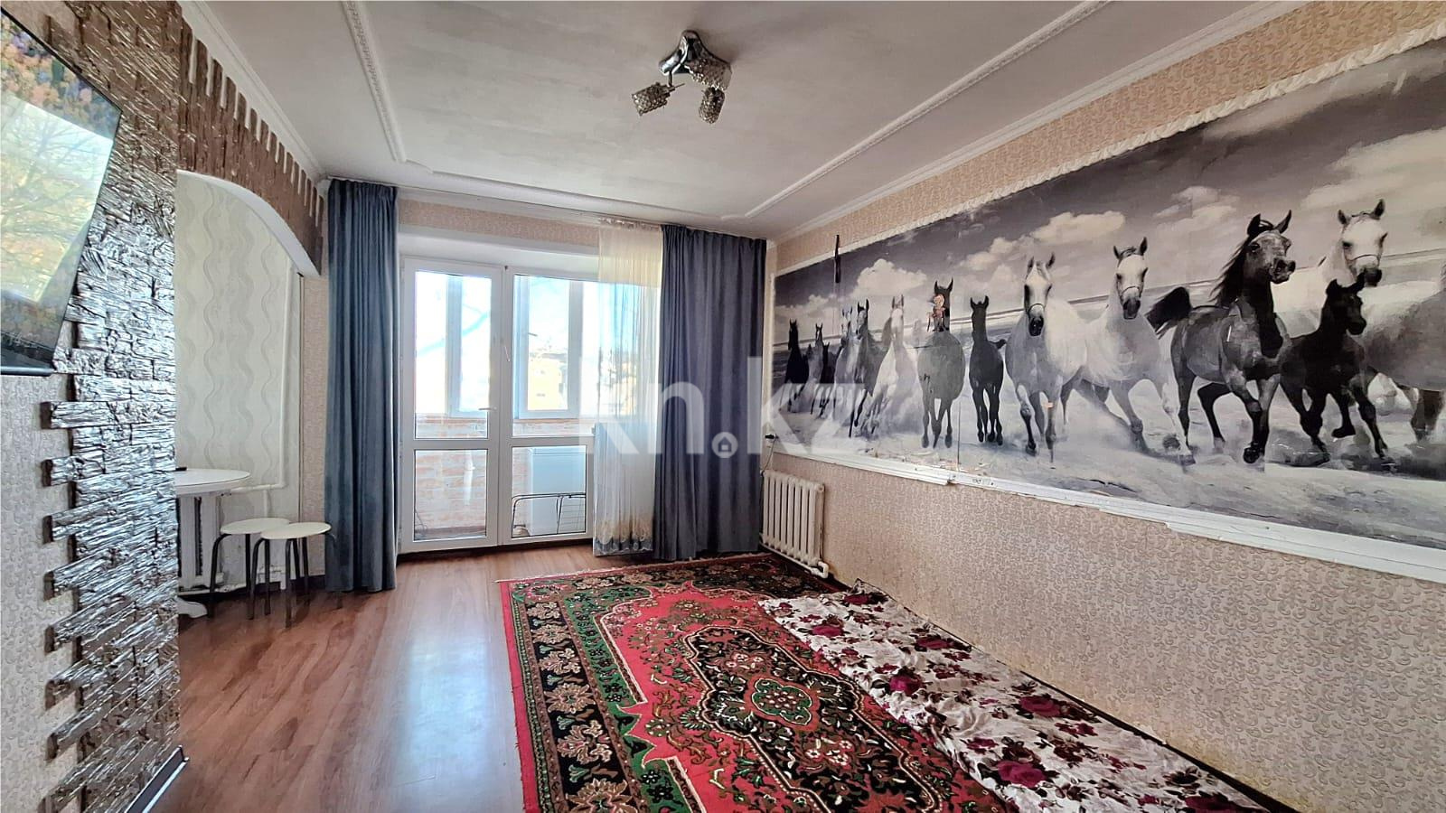 Продажа 2-комнатной квартиры, 48 м², мкр-н 14, дом  22 в Караганде