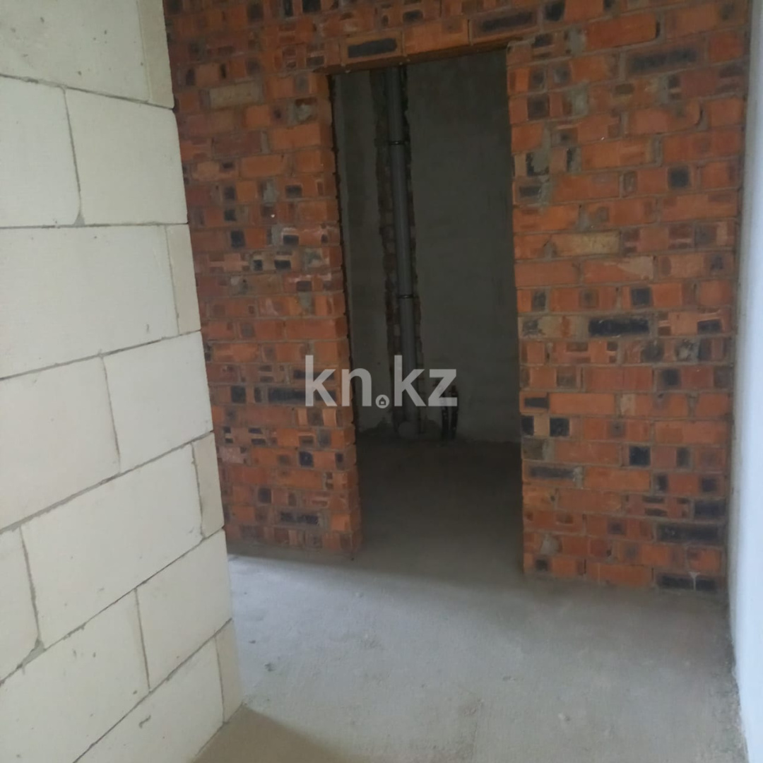 Продажа 2-комнатной квартиры, 61 м², ул. Дюсембекова, дом  34/2 - Продажа квартир в Караганде фото 8 из 12