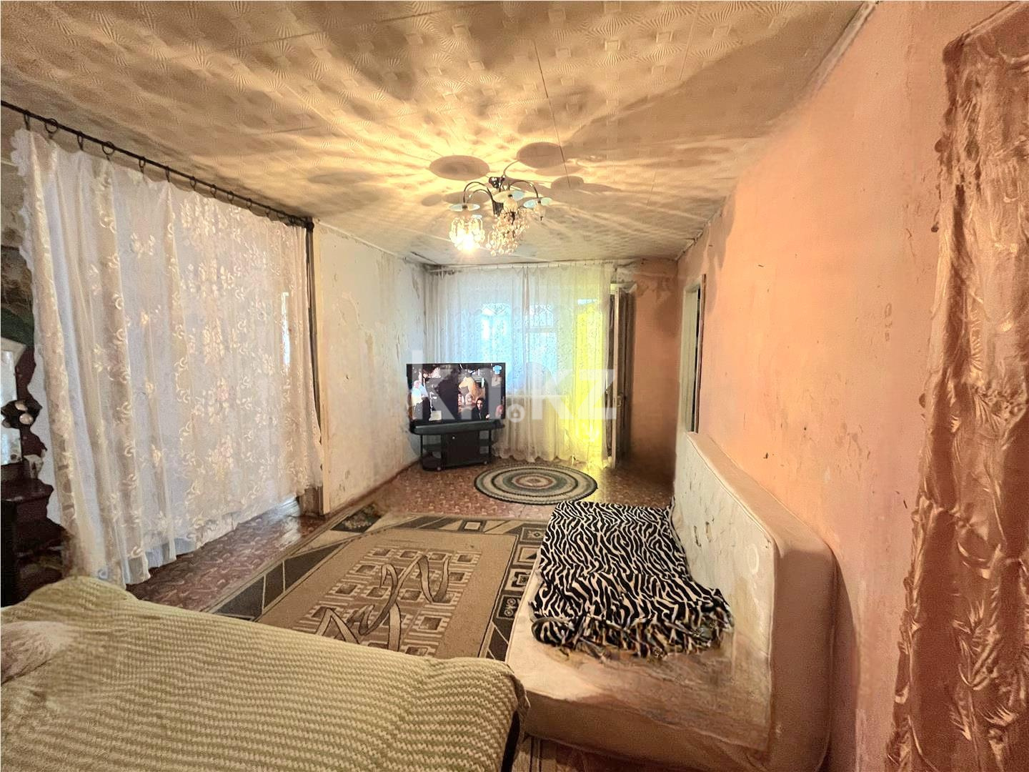 Продажа 2-комнатной квартиры, 42 м² - Продажа квартир в блочном доме в Темиртау - страница 2 фото 2 из 5