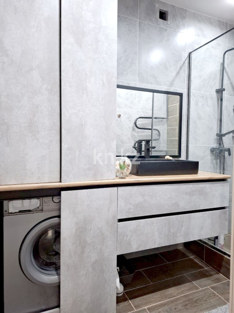 Продажа 3-комнатной квартиры, 85.3 м² - Продажа жилой и коммерческой недвижимости в Усть-Каменогорске фото 12 из 15