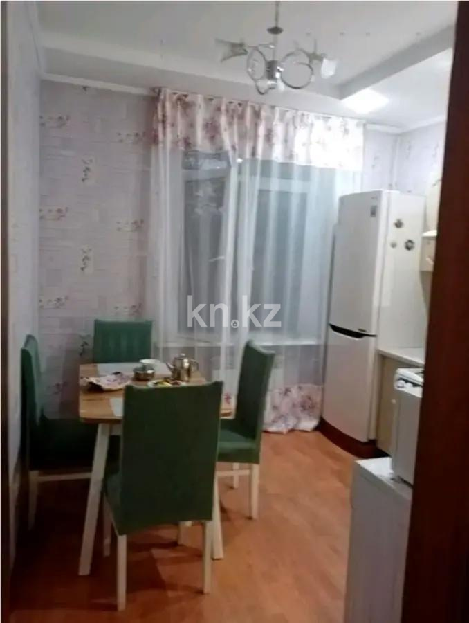 Продажа 3-комнатной квартиры, 65 м², пр. Жибек жолы, дом  151 в Алматы - фото 4