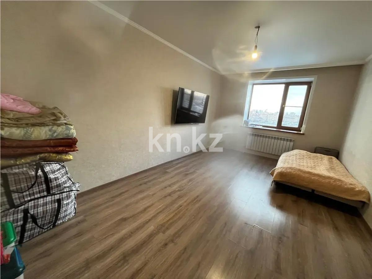Продажа 1-комнатной квартиры, 38 м², пр. Абылай хана, дом  27/4 в Астане