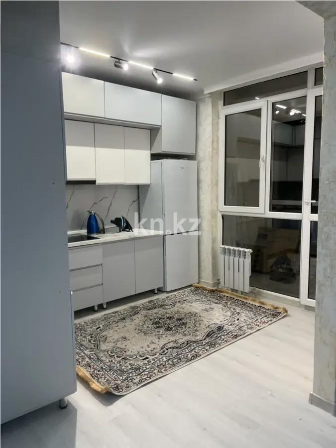 Продажа 3-комнатной квартиры, 70 м², ул. Толе би, дом  285/8 в Алматы - фото 3