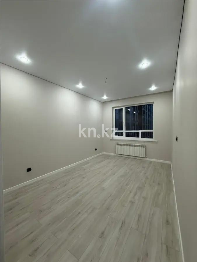 Продажа 2-комнатной квартиры, 65.7 м², пр. Кошкарбаева, дом  54а в Астане - фото 2