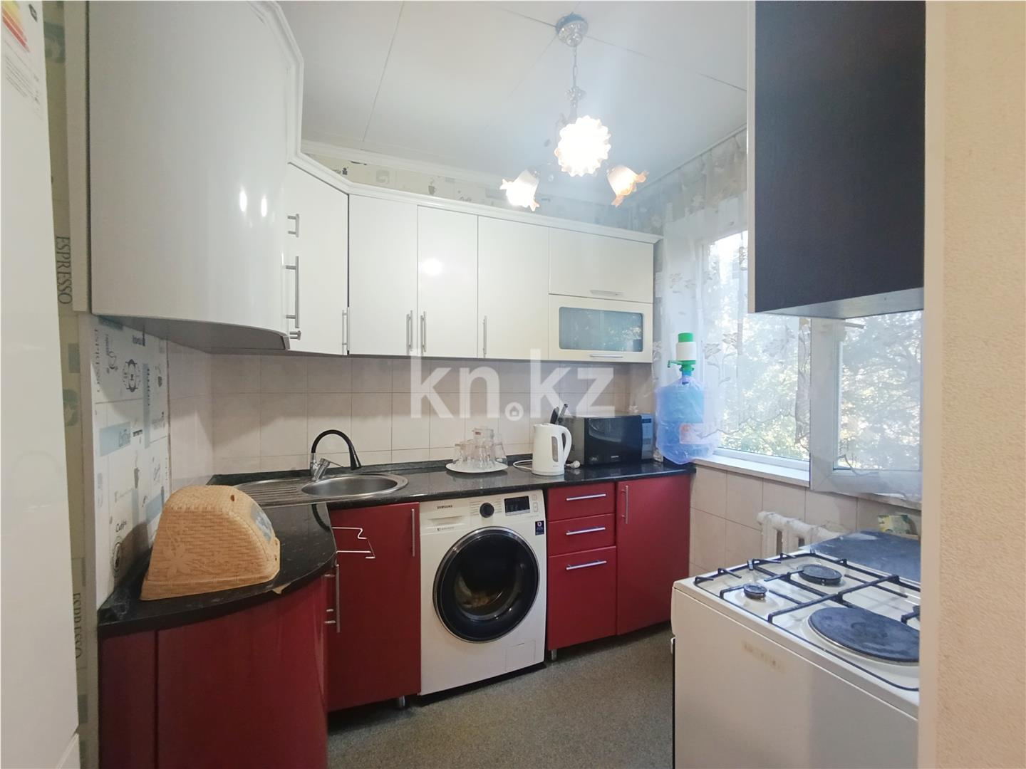 Продажа 3-комнатной квартиры, 62 м², мкр-н 19 - Продажа  трехкомнатных квартир в Караганде фото 1 из 17