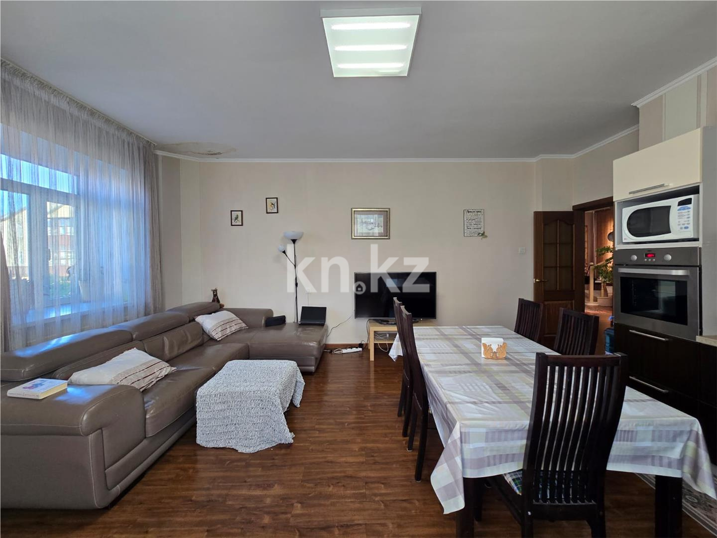 Продажа 5-комнатного дома, 355.2 м², мкр-н 8-й - Продажа домов, коттеджей в Темиртау фото 23 из 35