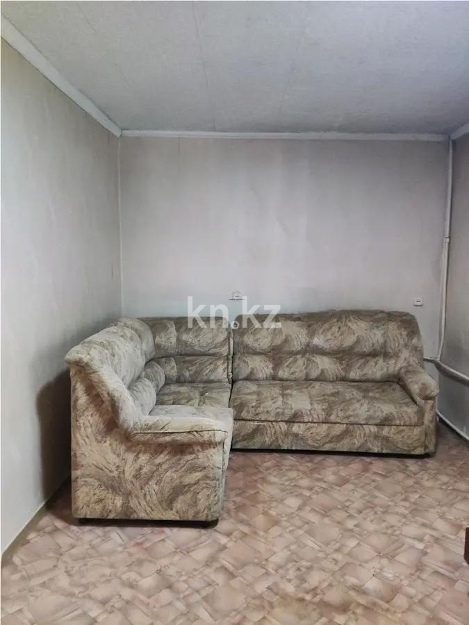 Продажа 1-комнатной квартиры, 32 м², ул. Зелинского, дом  8 - Продажа квартир в Караганде фото 1 из 5