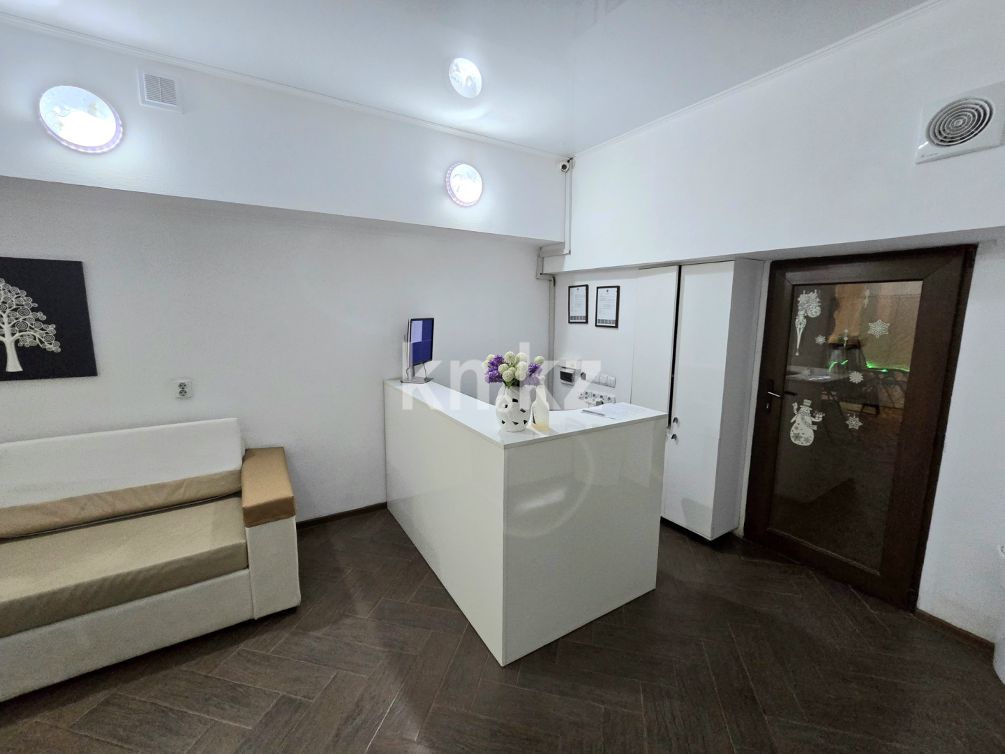 Продажа , 105 м², пр. Тауке хана, дом  10 - Продажа офисных и торговых помещений в Шымкенте фото 7 из 20