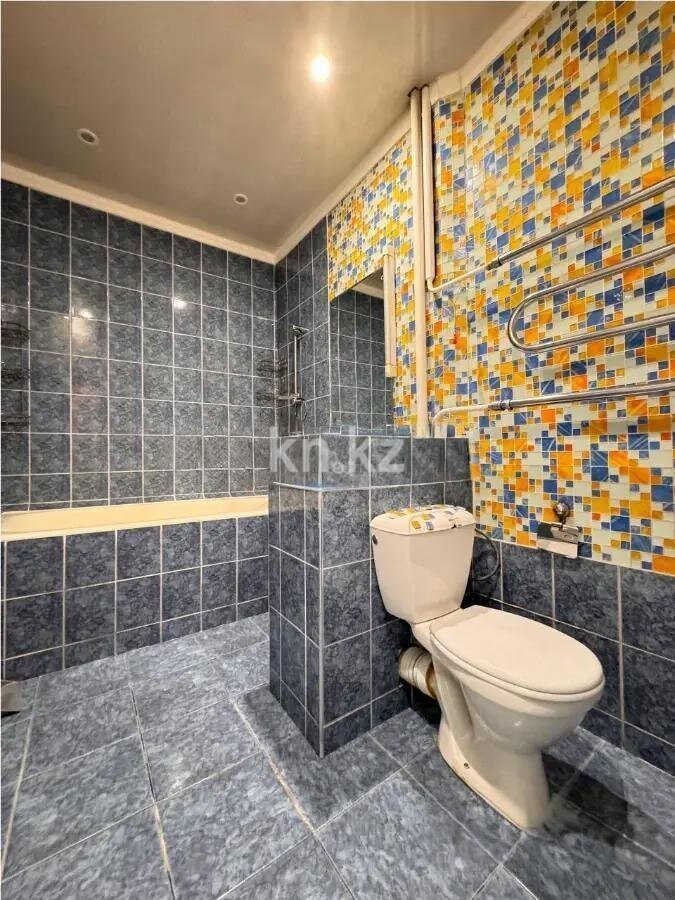 Продажа 2-комнатной квартиры, 64.3 м² в Алматы - фото 4