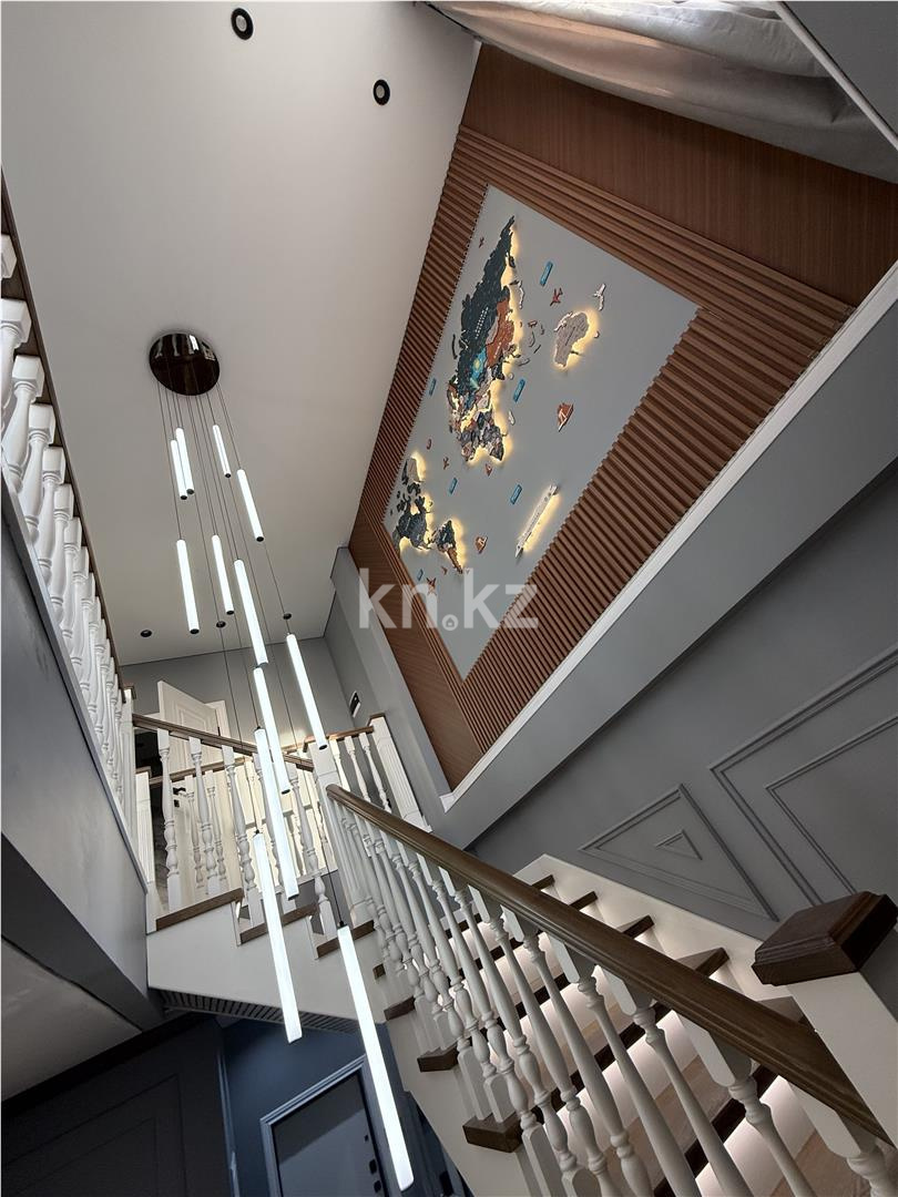 Продажа 4-комнатной квартиры, 197 м², ул. Дюсембекова, дом  83/1 - Продажа квартир в Караганде фото 22 из 26