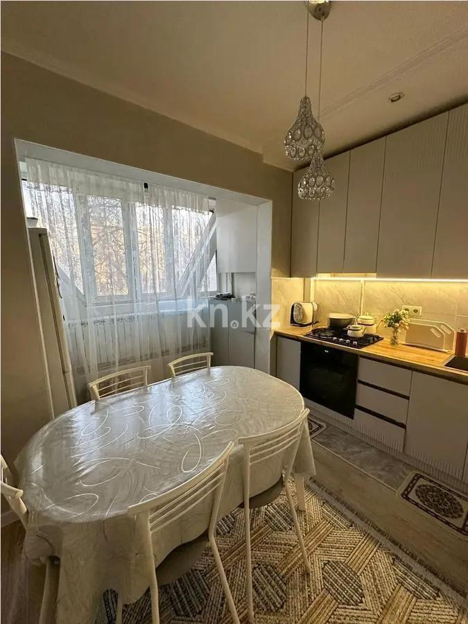 Продажа 2-комнатной квартиры, 60 м², мкр. Аксай-4, дом  54 - Продажа квартир в Казахстане фото 3 из 4