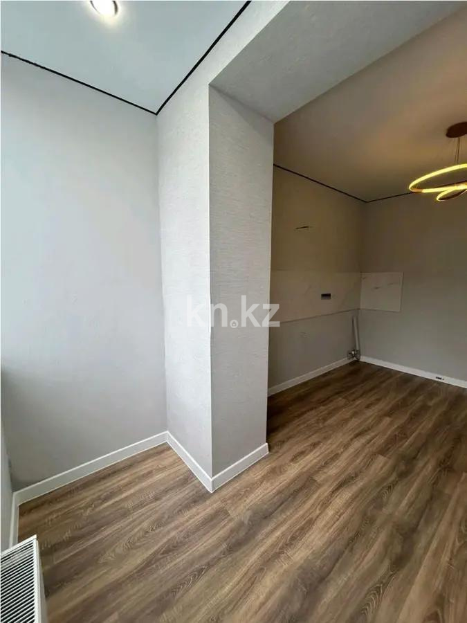 Продажа 1-комнатной квартиры, 28 м², ул. Тынышбайулы, дом  6 стр в Астане - фото 5