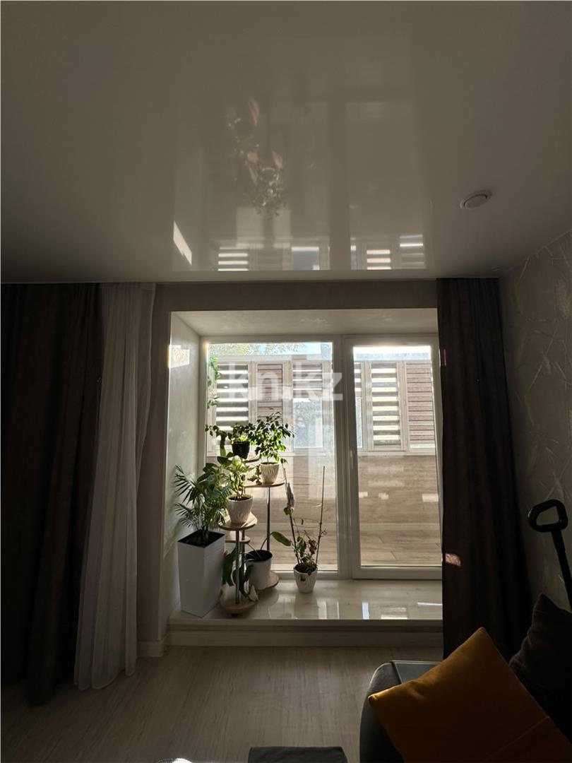 Продажа 3-комнатной квартиры, 70 м² - Продажа недвижимости в Караганде - страница 3 фото 8 из 10