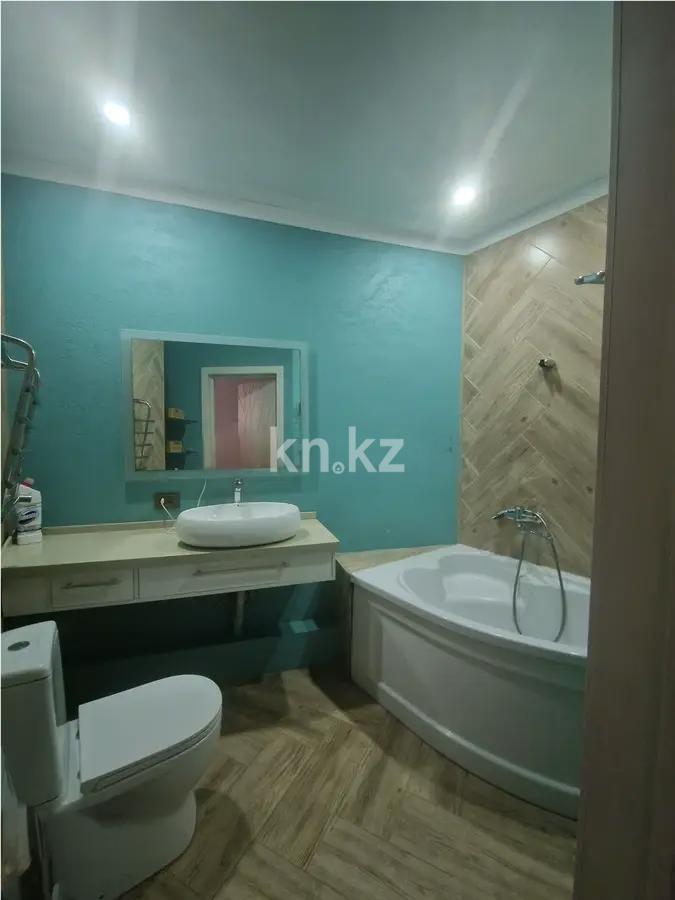 Продажа 2-комнатной квартиры, 62 м², ул. Курмангазы, дом  97 в Алматы - фото 3