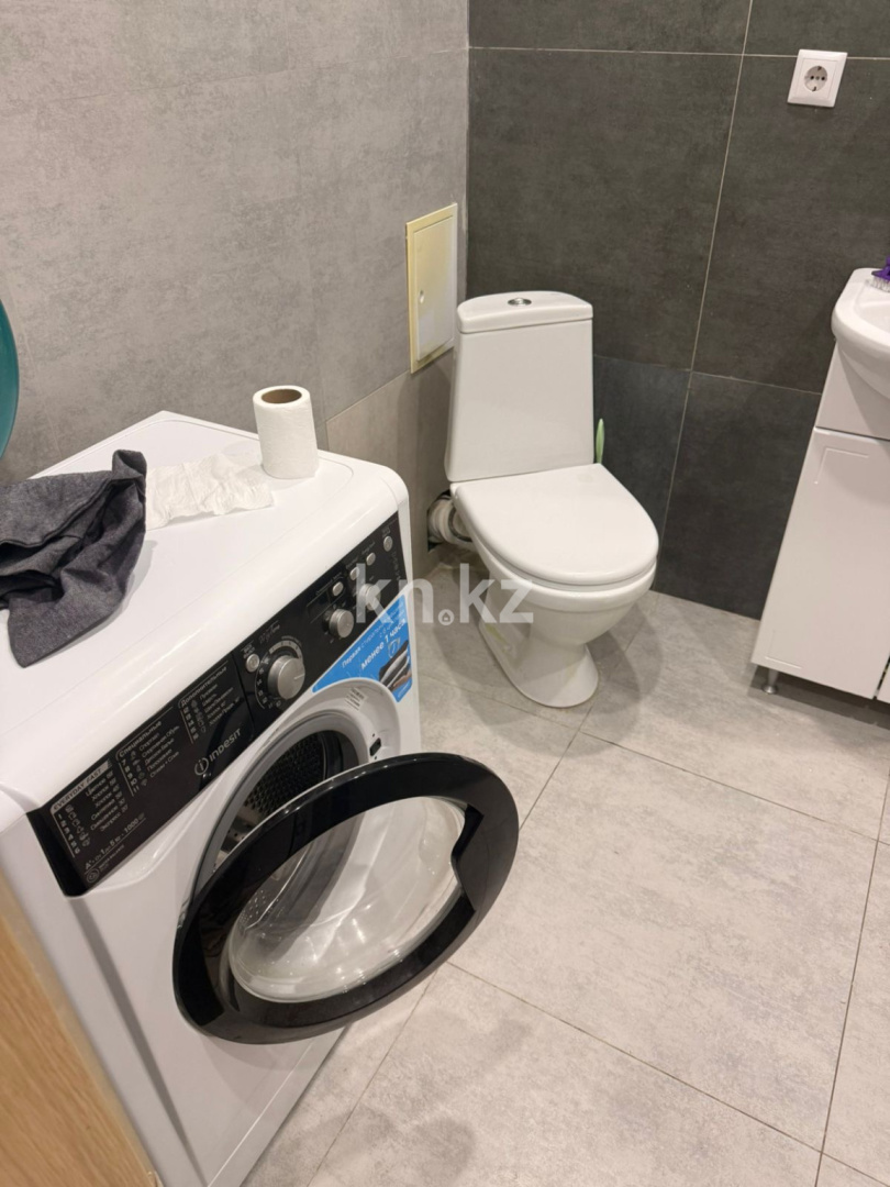 Аренда 1-комнатной квартиры, 38 м² - Аренда однокомнатных квартир помесячно в р-не Нура Астаны фото 9 из 10