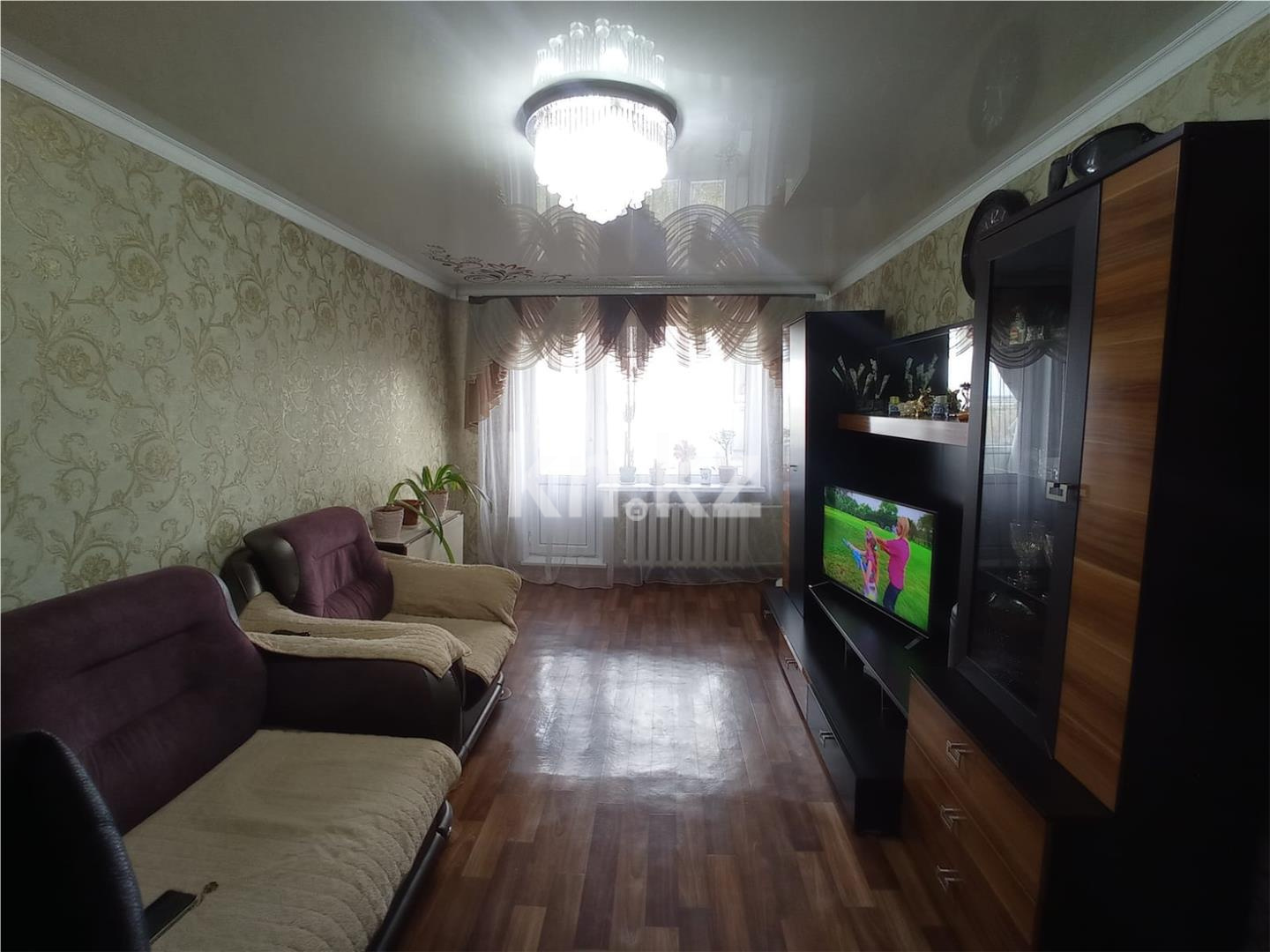 Продажа 3-комнатной квартиры, 62 м², мкр-н 22 - Продажа квартир в Караганде фото 2 из 8