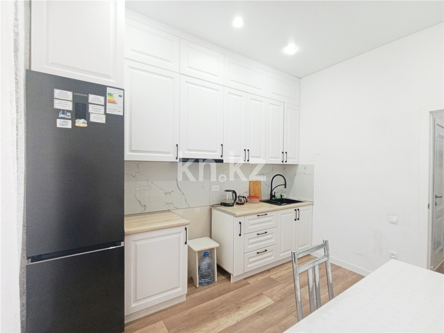 Продажа 1-комнатной квартиры, 40 м², 067 учетный квартал - Продажа  однокомнатных квартир в Караганде фото 4 из 11