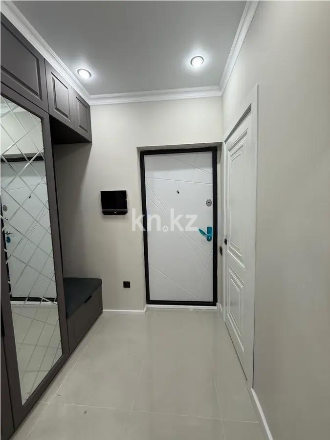 Продажа 1-комнатной квартиры, 38 м², ул. Жолымбет, дом  42/5 в Алматы - фото 4