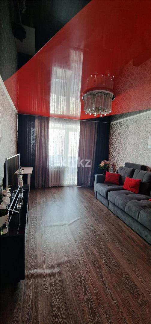 Продажа 3-комнатной квартиры, 58 м², ул. Жекибаева - Продажа квартир в Караганде фото 1 из 12