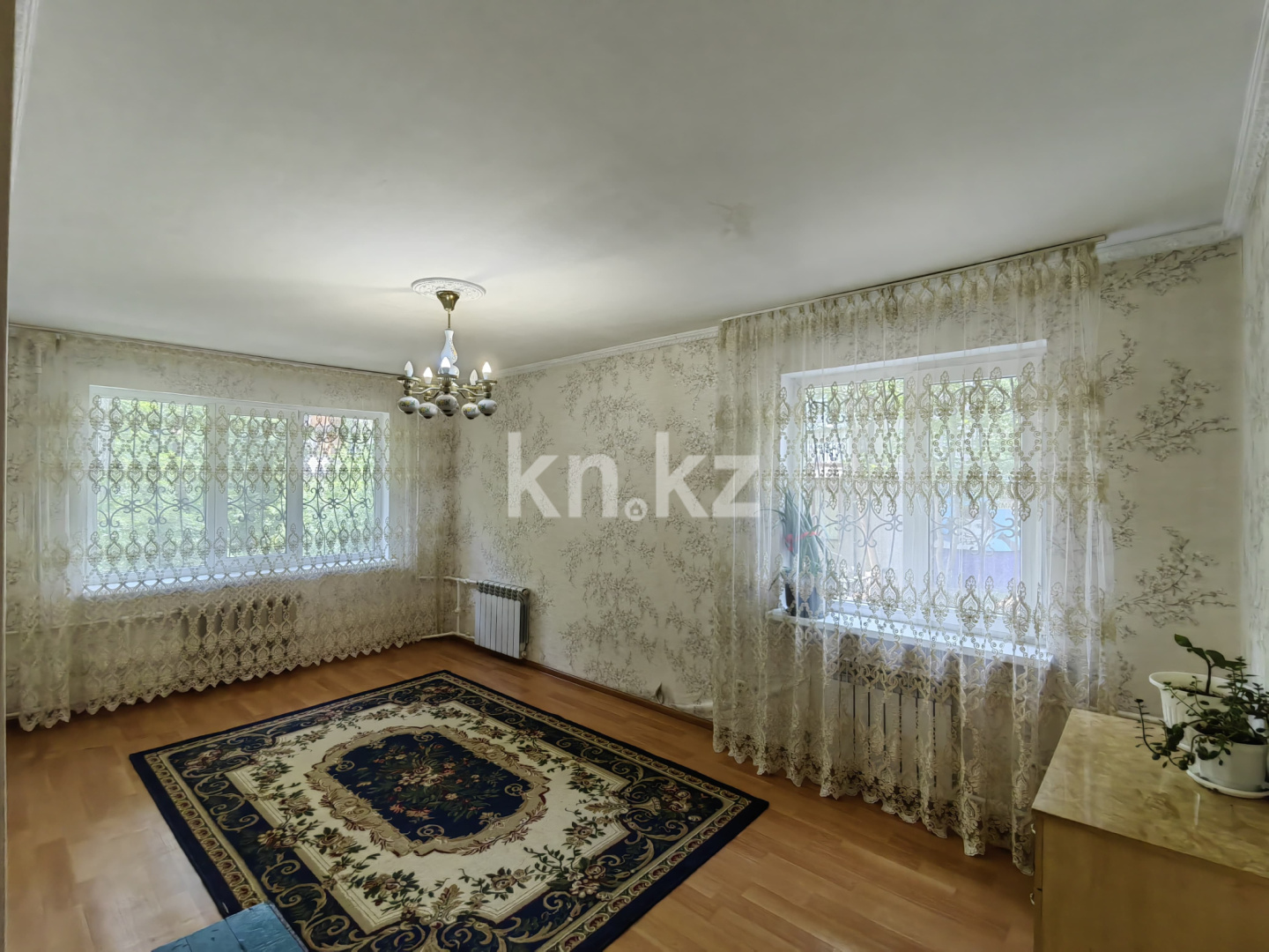 Продажа 2-комнатной квартиры, 42 м², пр. Н. Абдирова, дом  10 - Продажа квартир в Караганде фото 1 из 24