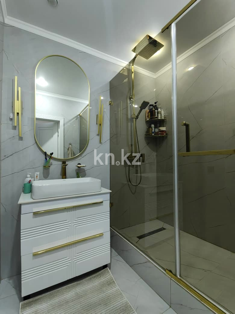 Продажа 4-комнатной квартиры, 143 м², мкр. Голубые Пруды, дом  5/4 - Продажа квартир в Караганде с фото фото 25 из 36