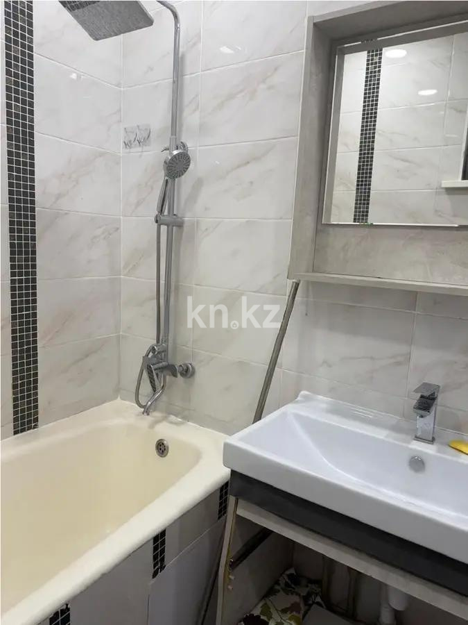 Продажа 3-комнатной квартиры, 63.6 м² в Алматы - фото 4