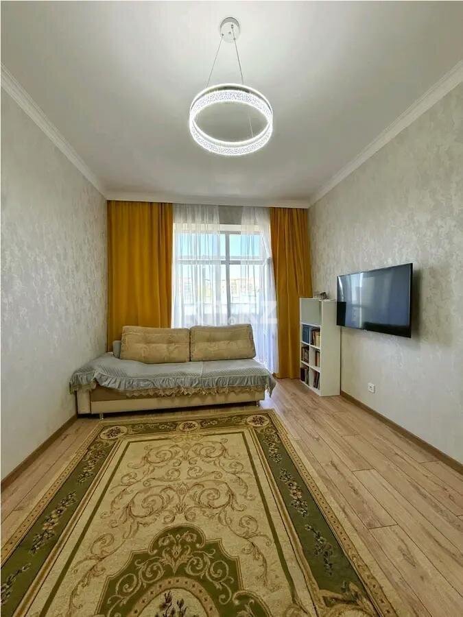 Продажа 1-комнатной квартиры, 42 м² в Астане