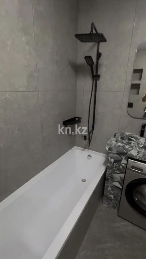 Продажа 2-комнатной квартиры, 45.7 м² в Алматы - фото 3