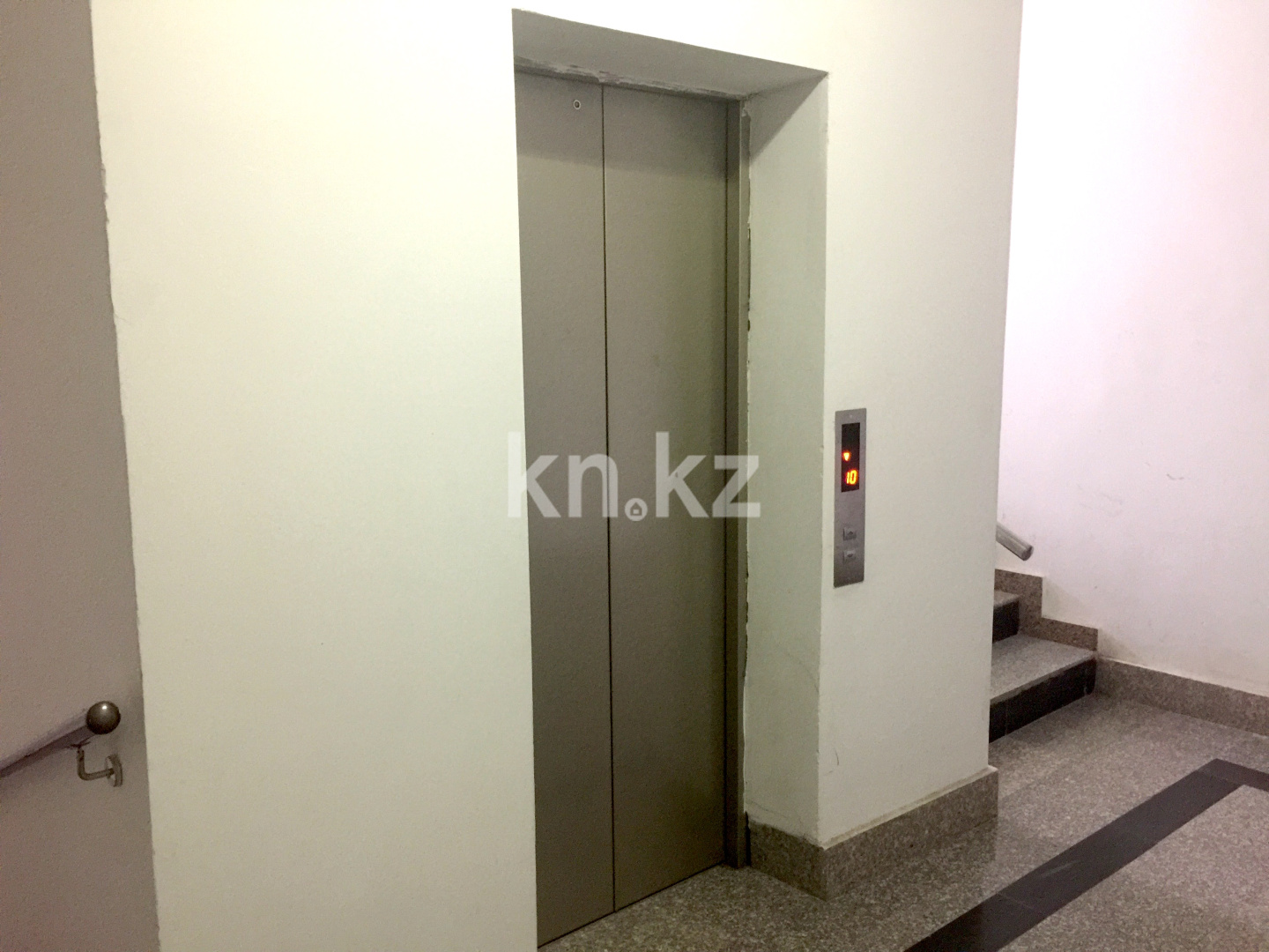 Продажа 3-комнатной квартиры, 120 м², ул. Бокейхана, дом  6 в Астане - фото 8