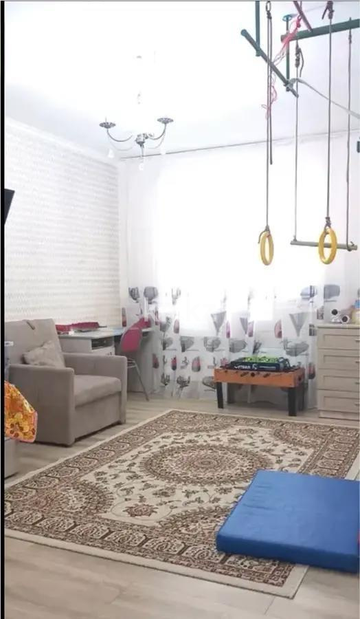 Продажа 3-комнатной квартиры, 93 м², ул. Петрова, дом  18/1 - Продажа квартир в Казахстане фото 1 из 4