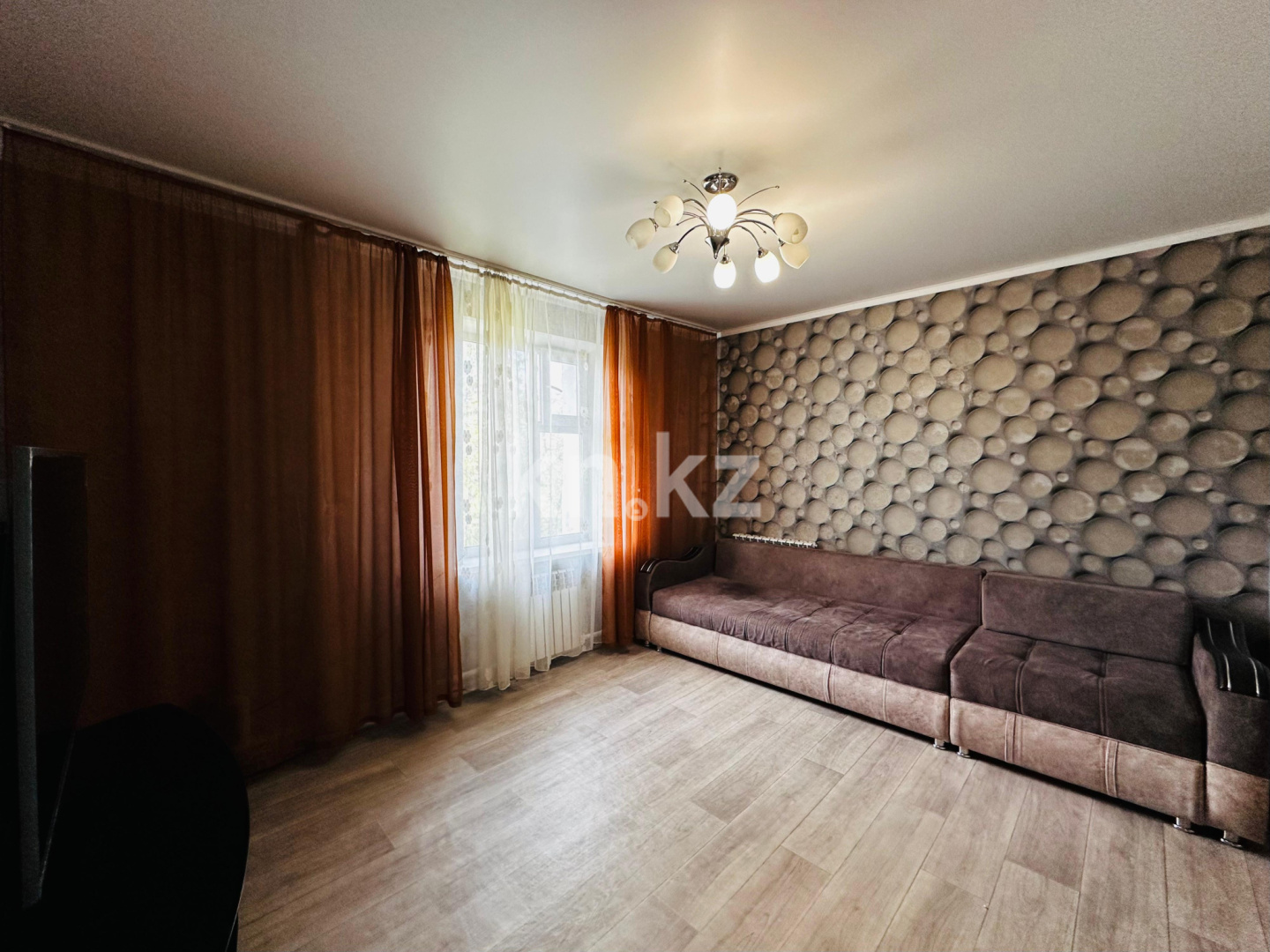 Продажа 4-комнатного дома, 75 м², Жданова - Продажа домов, коттеджей в Шахтинске фото 1 из 2