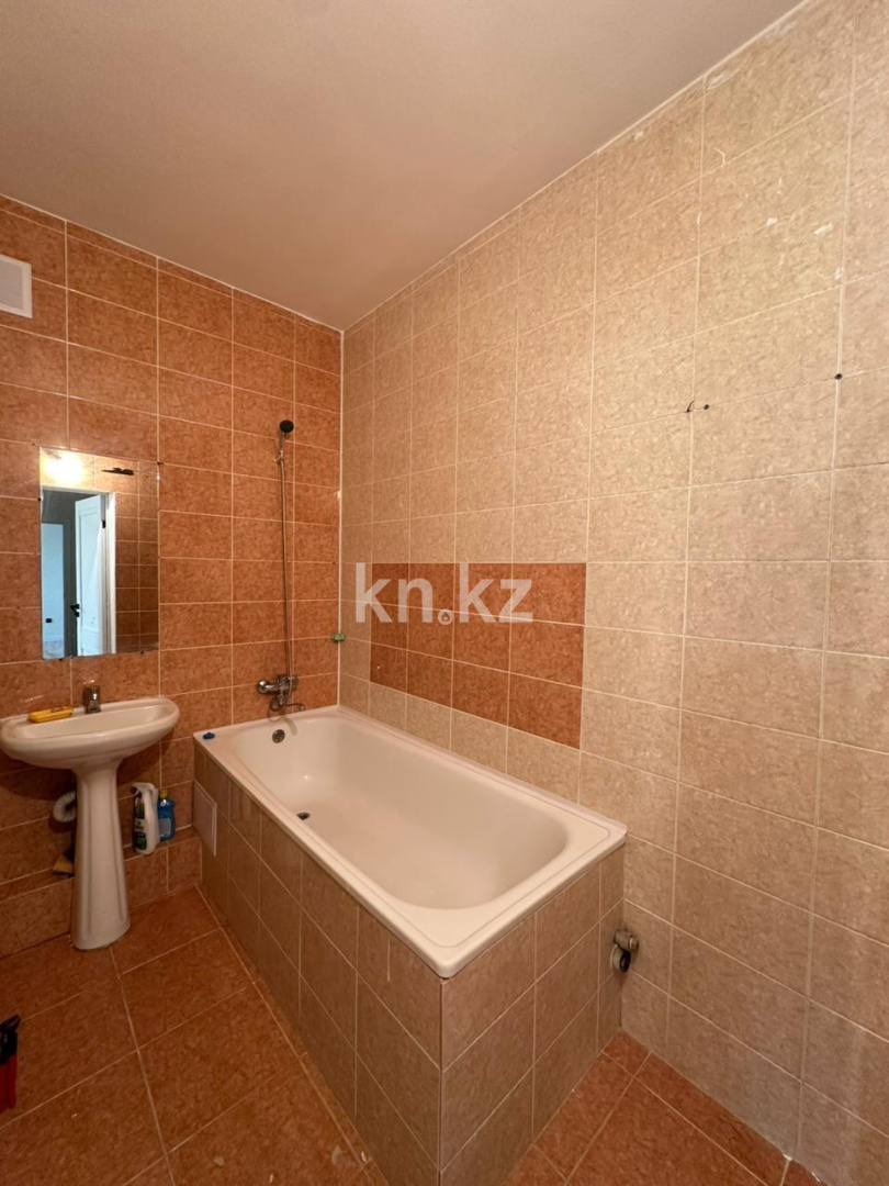 Продажа 2-комнатной квартиры, 60 м², пр. Кудайбердыулы, дом  31 - Продажа  двухкомнатных квартир в Астане с фото фото 14 из 16