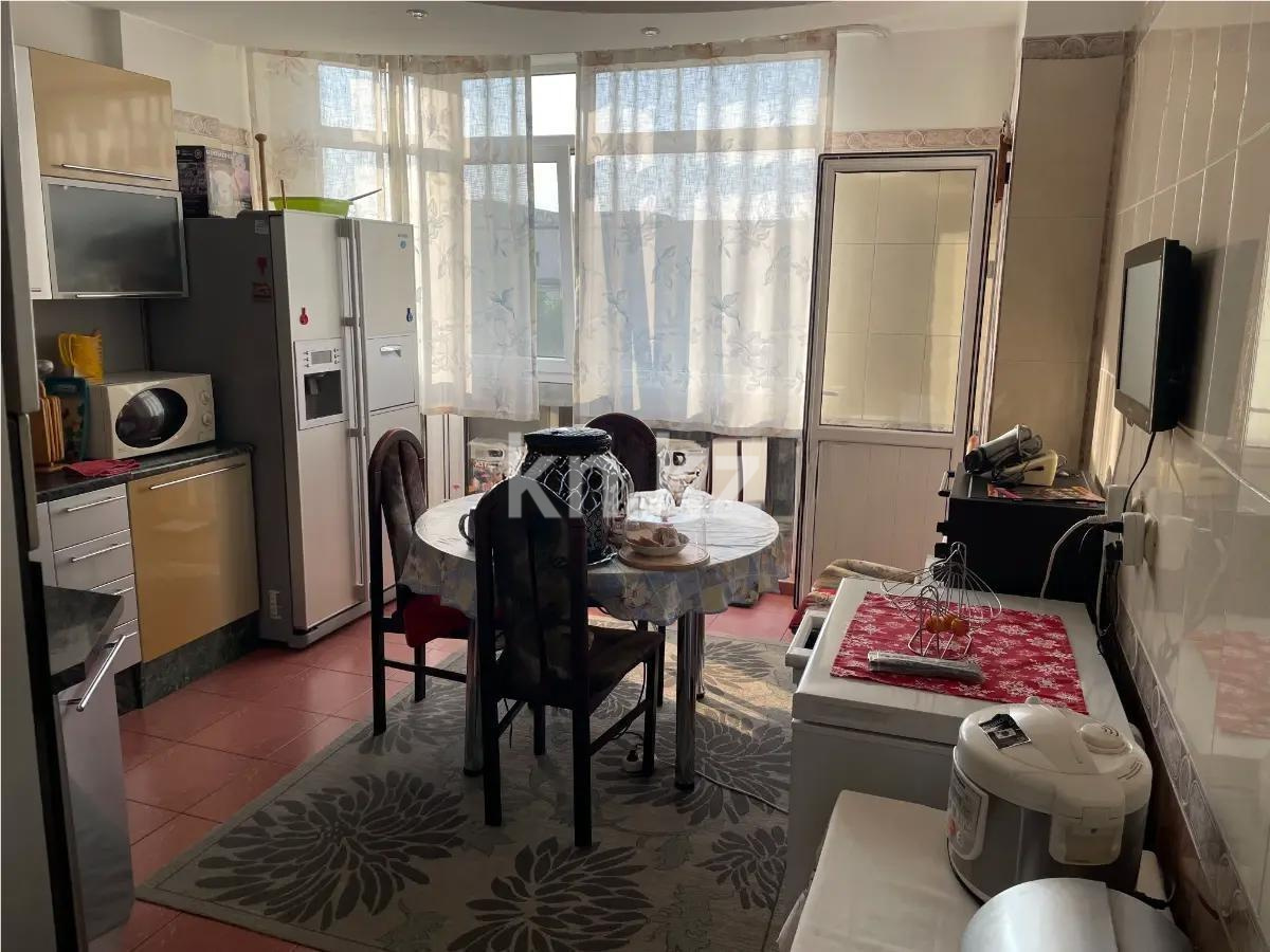 Продажа 4-комнатной квартиры, 131 м², мкр-н Жетысу-4, дом  13 в Алматы - фото 5