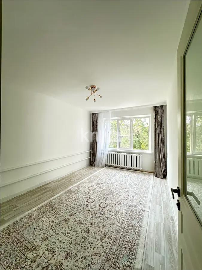 Продажа 3-комнатной квартиры, 65 м², мкр-н Аксай-3, дом  1 в Алматы - фото 3