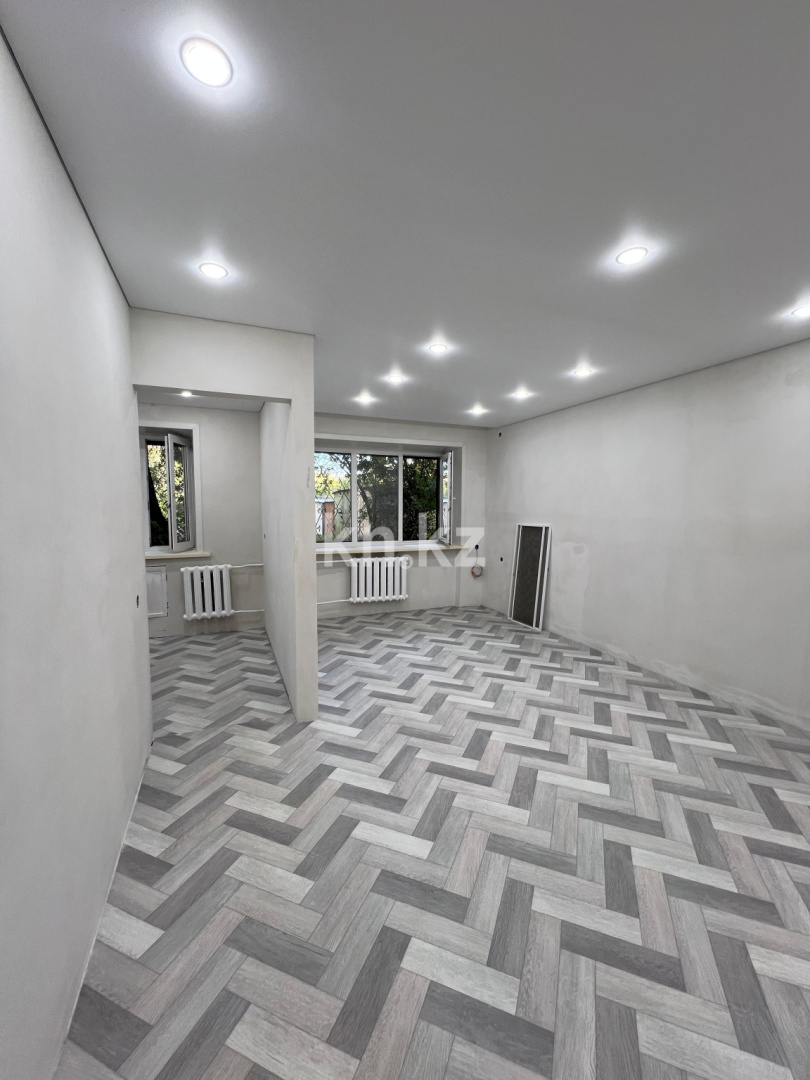 Продажа 1-комнатной квартиры, 31 м², ул. Алиханова, дом  28/2 - Продажа  однокомнатных квартир в Караганде с фото фото 1 из 8