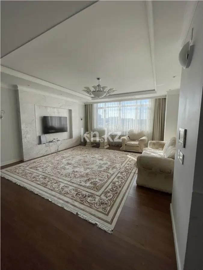 Продажа 5-комнатной квартиры, 211 м² в Астане