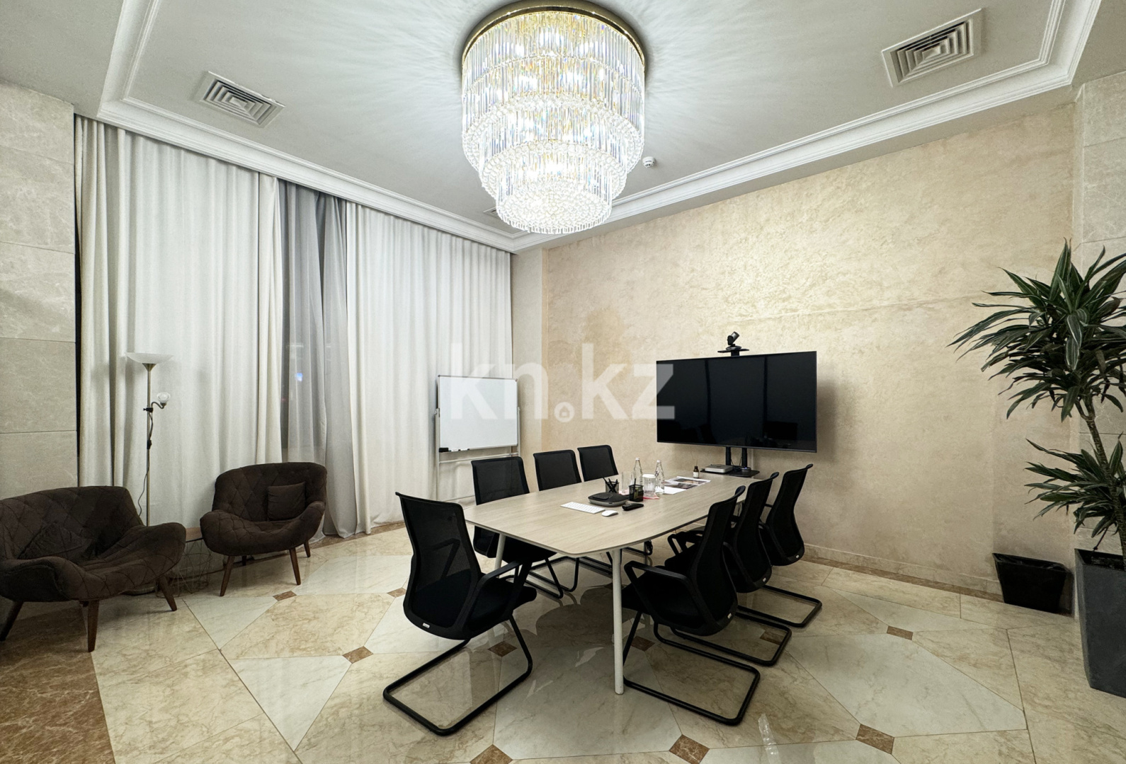 Аренда , Достык, дом  210 - пр. Аль-Фараби - Аренда офисных и торговых помещений в Алматы фото 5 из 12