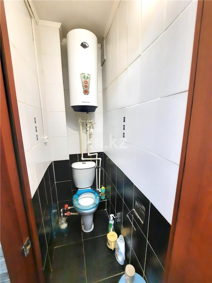 Продажа 2-комнатной квартиры, 42 м², мкр-н 19 - Продажа квартир в Караганде фото 8 из 10