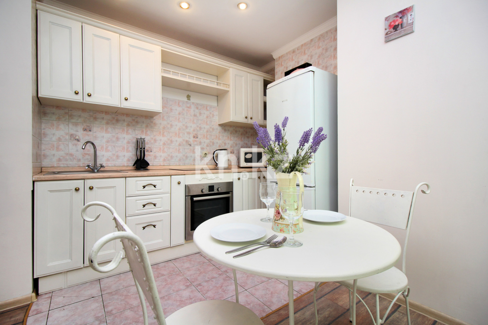 Аренда 1-комнатной квартиры посуточно, 50 м², ул. Хусаинова, дом  225 - ул. Розыбакиева - Аренда  однокомнатных квартир посуточно в Алматы фото 9 из 22