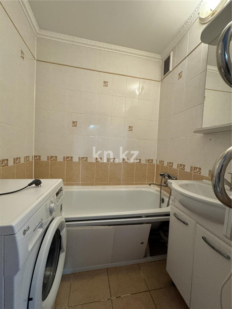 Продажа 2-комнатной квартиры, 50 м², ул. Гапеева, дом  33 - Продажа  двухкомнатных квартир в Караганде фото 13 из 17