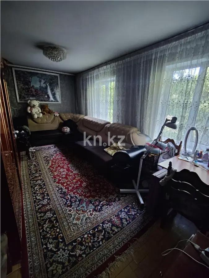 Продажа 3-комнатной квартиры, 60 м², мкр-н 4, дом  18 - Продажа  трехкомнатных квартир в Алматы с фото фото 1 из 3