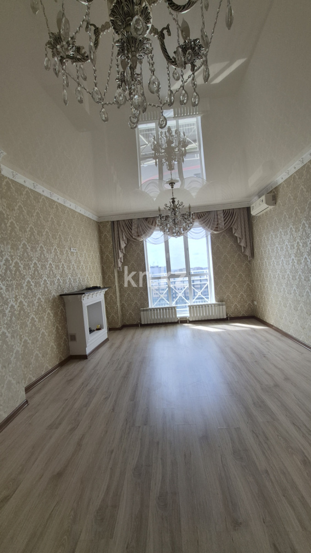 Продажа 3-комнатной квартиры, 105 м², 11мкр, дом  144а - Продажа  трехкомнатных квартир в Актобе фото 1 из 7