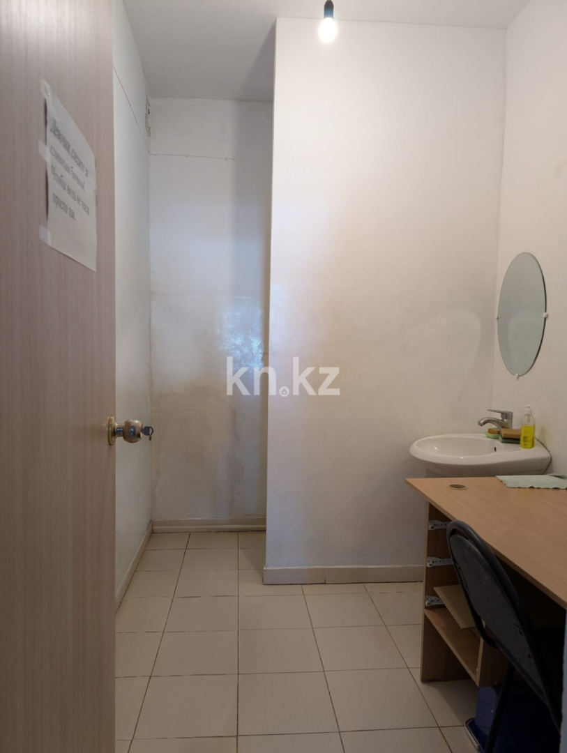 Продажа , 111.4 м², ул. Карбышева, дом  62 - Продажа жилой и коммерческой недвижимости в Уральске фото 19 из 37