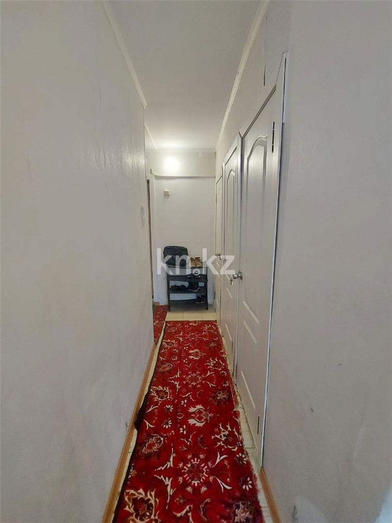 Продажа 2-комнатной квартиры, 44 м², мкр-н 11а, дом  13 - Продажа квартир в Караганде фото 6 из 9